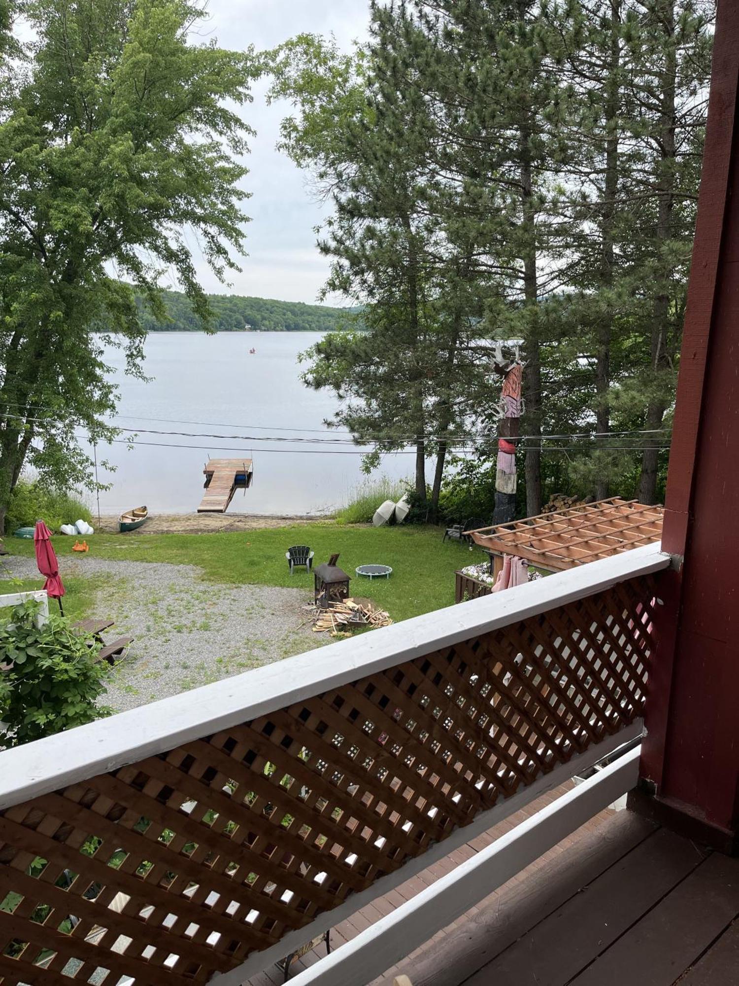 Auberge De Ferme-Neuve Lac-Saint-Paul Exterior foto