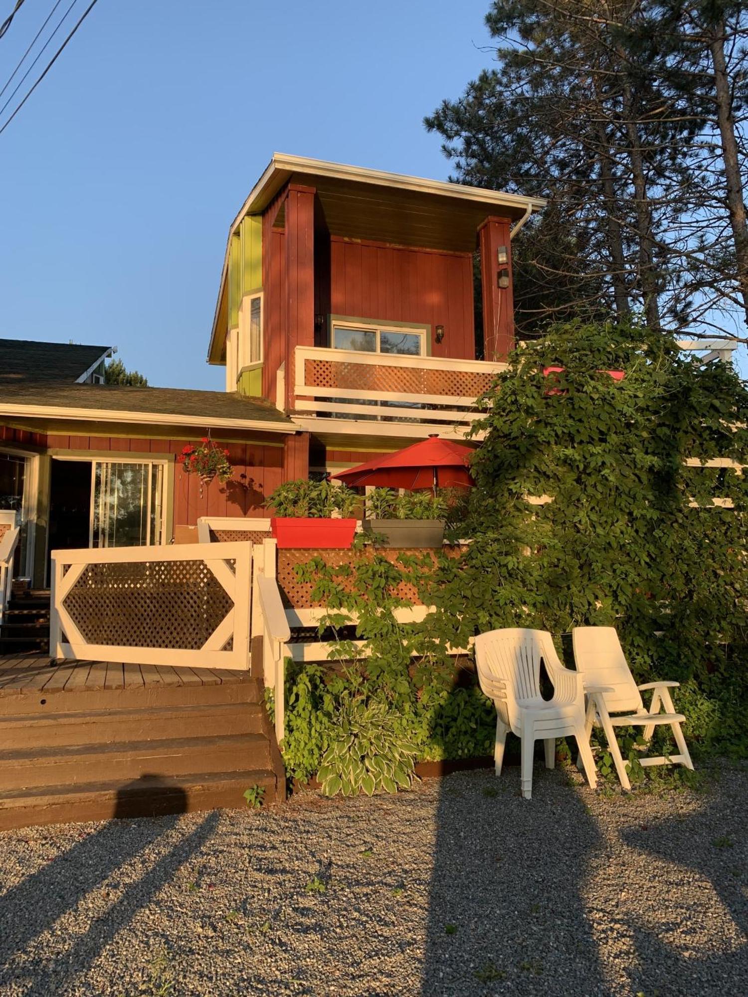 Auberge De Ferme-Neuve Lac-Saint-Paul Exterior foto